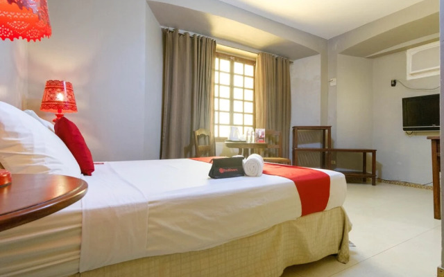 RedDoorz Plus @ Calle Crisologo Vigan