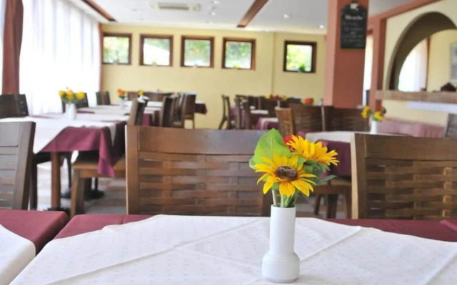 Aristotelis Hotel
