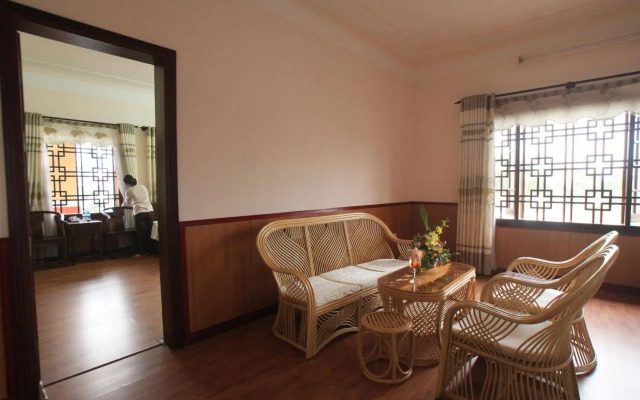 Bach Dang Hoi An Hotel