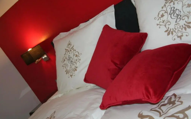 B & B Aphrodite