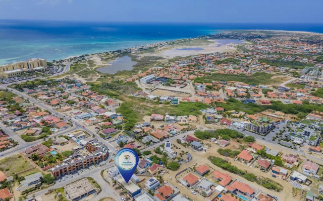 Serene Designer Gem Walk to Beach Strip Pool