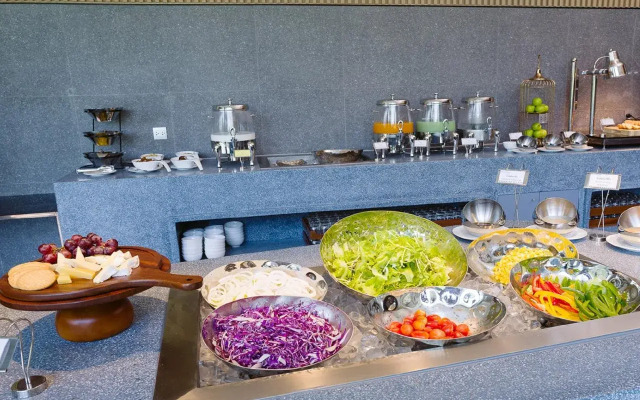 Modena by Fraser Buriram