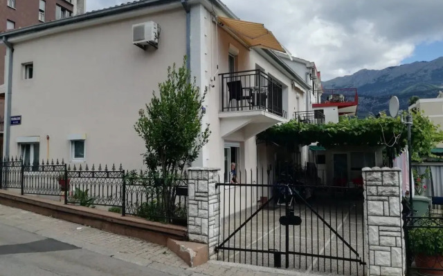 Ivancevic Double Room No.2