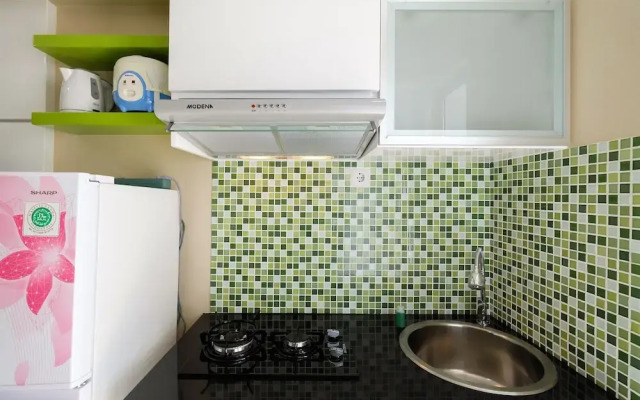 Modern and Minimalist Studio Bassura City Apartment