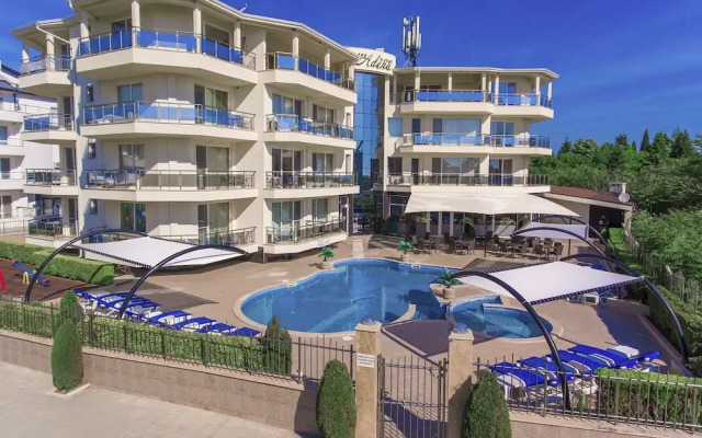 Family Hotel Adena