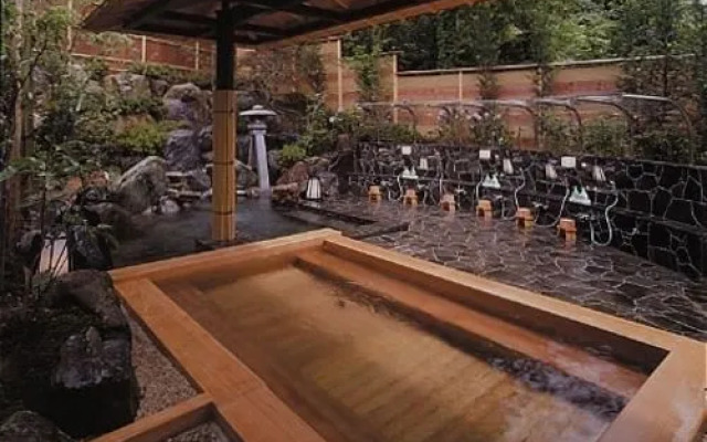 Yuzankaku