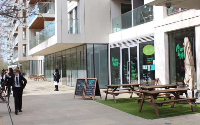 Stratford Luxury Apartment
