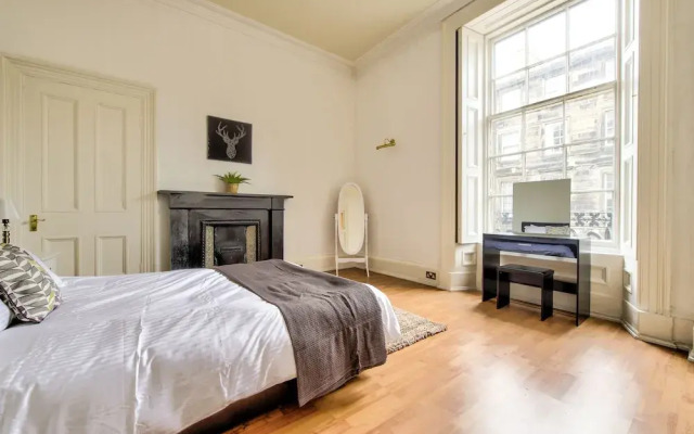 Alva - City Centre Apartment