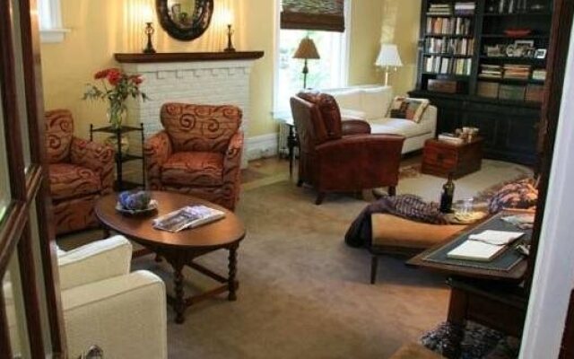 The Caversham House Bed and Breakfast