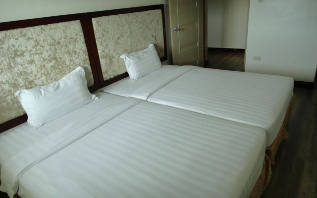 Clark CU Hotel