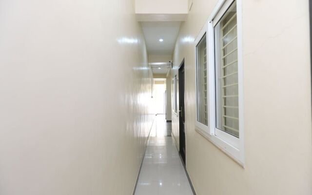 OYO 14934 Kalyani Grand