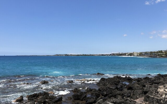 Tiki Ali'i Retreat Breathtaking Island Views