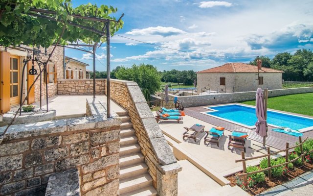 Beautiful Villa Consisting Of Two Houses With Private Pool In The Heart Of Istria