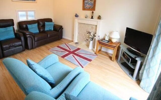 Quay Holidays - Harbourside Park