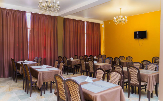 Aschamta hotel (Ashamta)