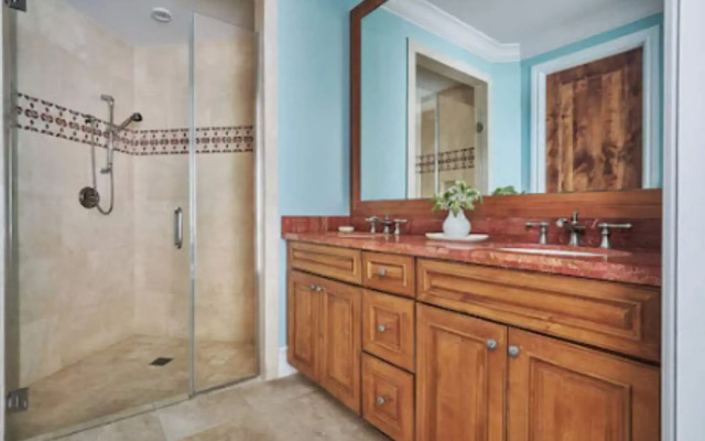 Grand Isle Resort & Residences