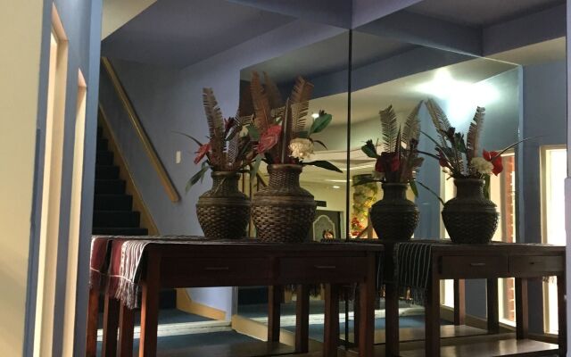 Comfort Hotel Dandenong