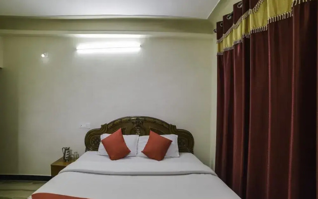 OYO 28641 Vijaya Deepa Guest House