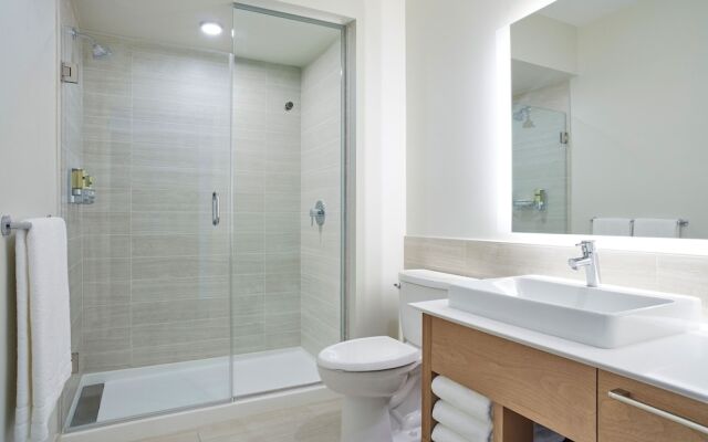 Element Dallas Las Colinas