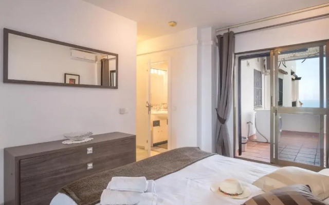 Beautiful Flat sea view 4person