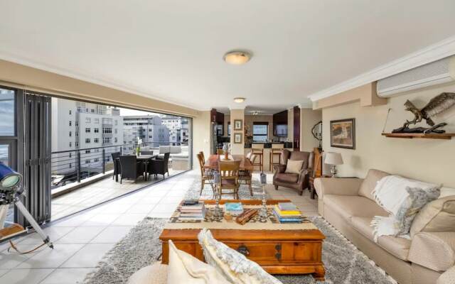 1 Bedroom Apartment by the Ocean