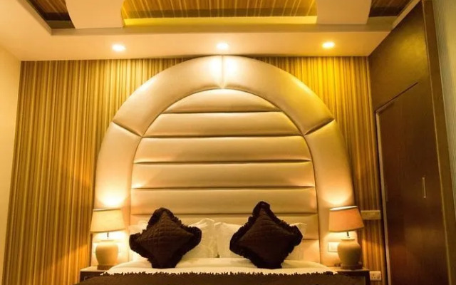 White Mushroom hotel - V Inn