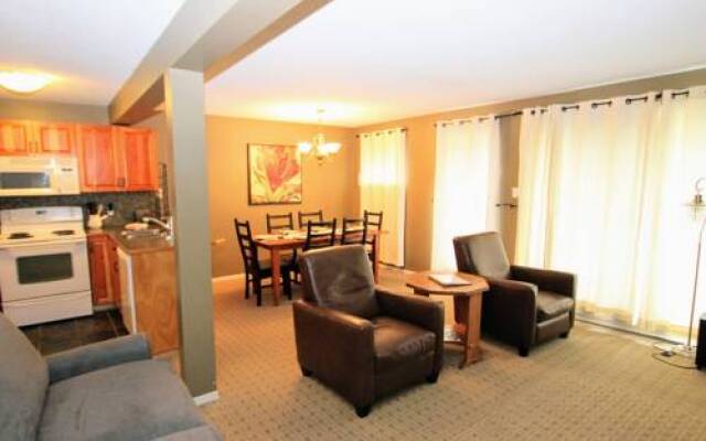 Horsethief Lodge by High Country Properties