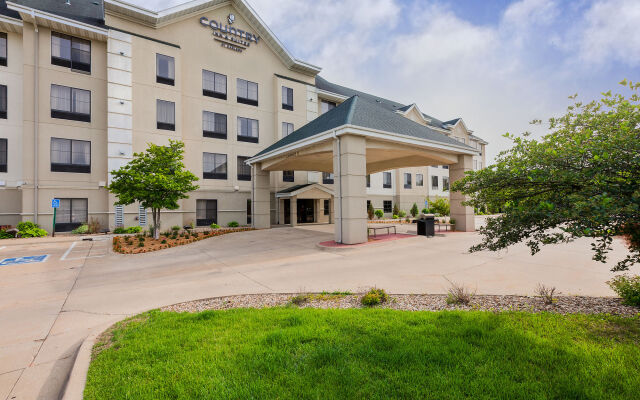 Staybridge Suites Cedar Rapids North, an IHG Hotel