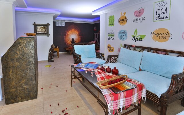Ces Club Hotel