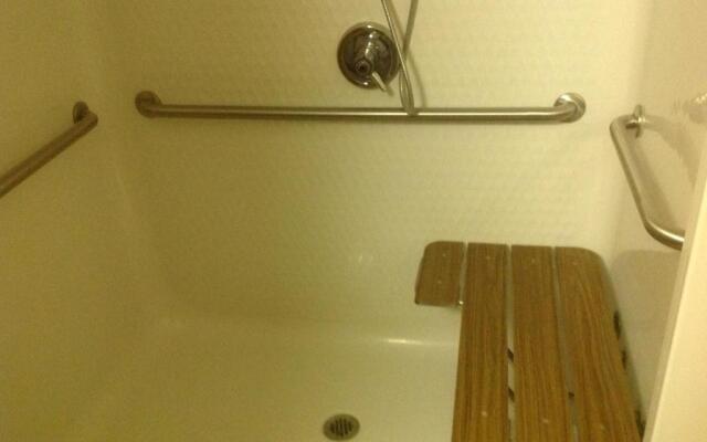 Grand View Inn and Suites