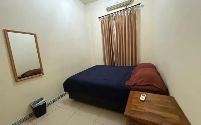 Four-G Homestay