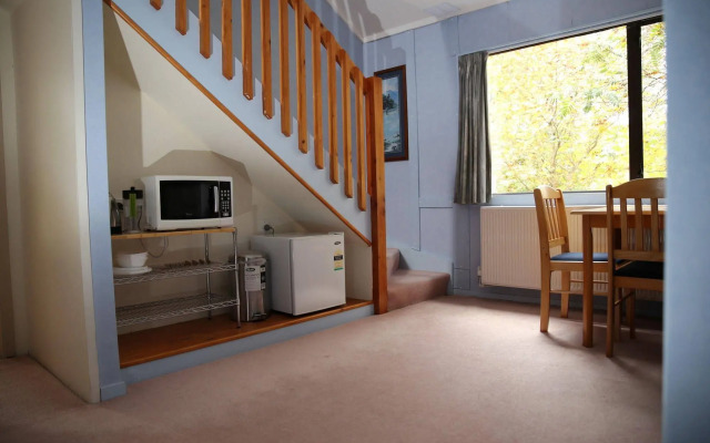 Tussock Grove Boutique Hotel
