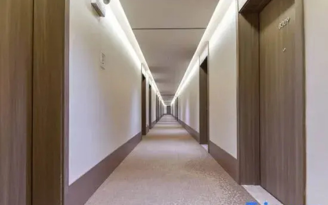 Hanting Hotel Nanjing Getang Metro Station