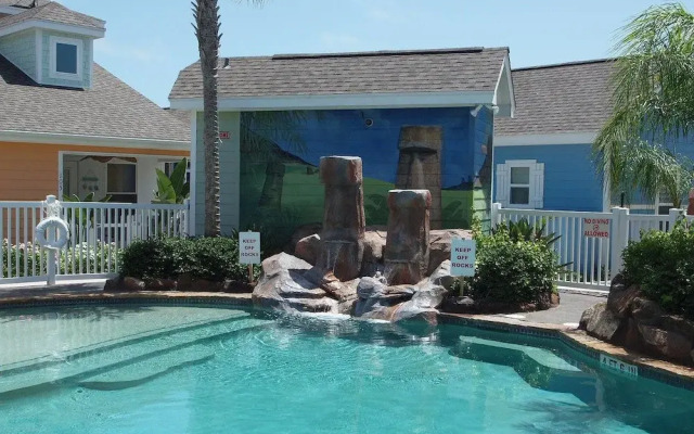 Pool front Paradise PB118