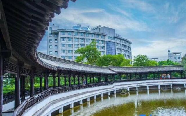 Tian Chang xueyuan mansion hotel