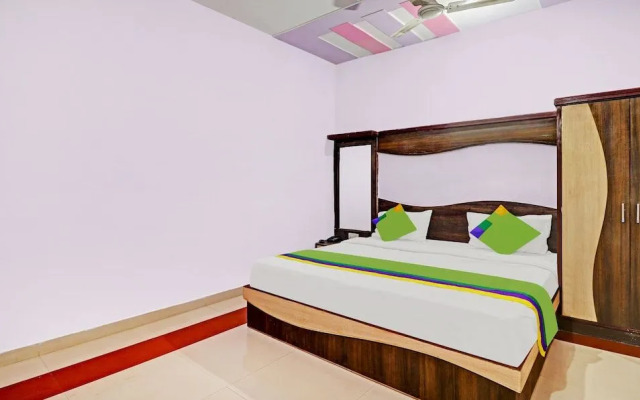 Treebo Trend Hotel Golden Bird