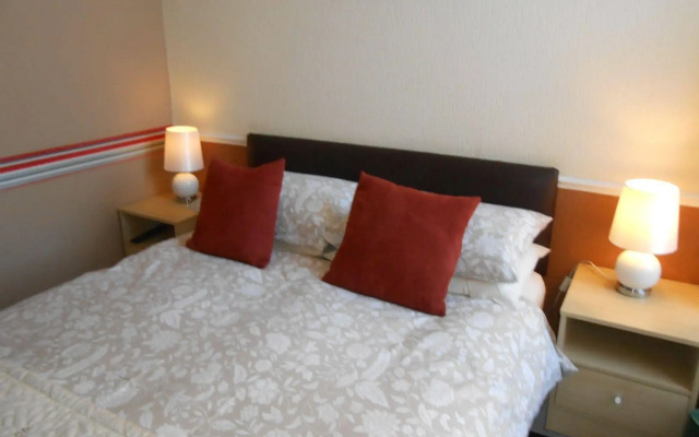 Shirley Heights Hotel
