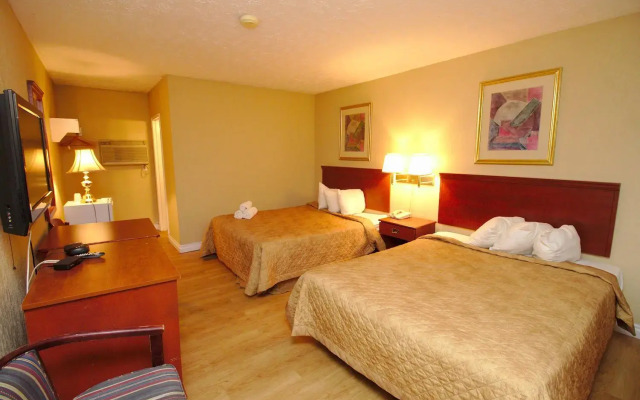 Niagara Lodge & Suites