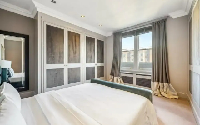 Knightsbridge Flat 3 Bed