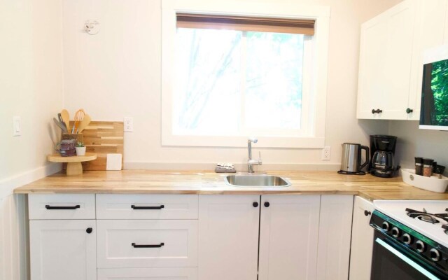 Barefoot Villas Cabin 2 Moose w/ Hot Tub