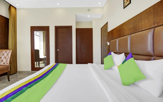 Treebo Trend Crosswinds West