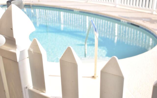 Best Western Plus Brunswick Inn & Suites