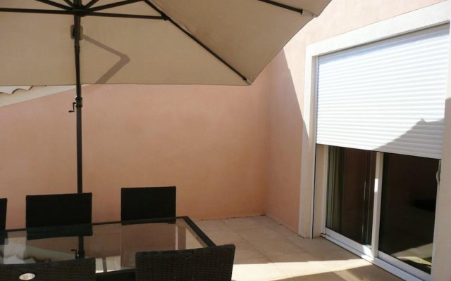 Apartment With 2 Bedrooms in Sainte Croix du Verdon, With Terrace and