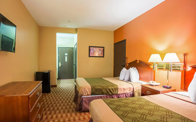 Econo Lodge Inn & Suites