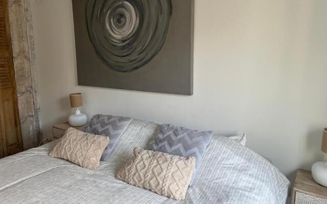 HS 68 Homestay