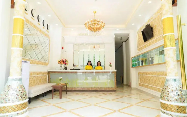 Hai Van Luxury Hotel