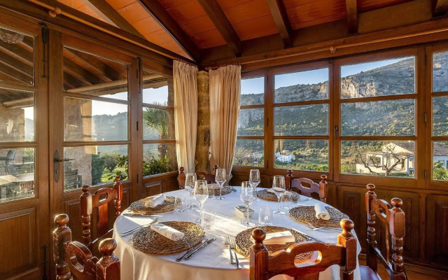 Hotel Alahuar