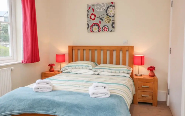 1 Combehaven