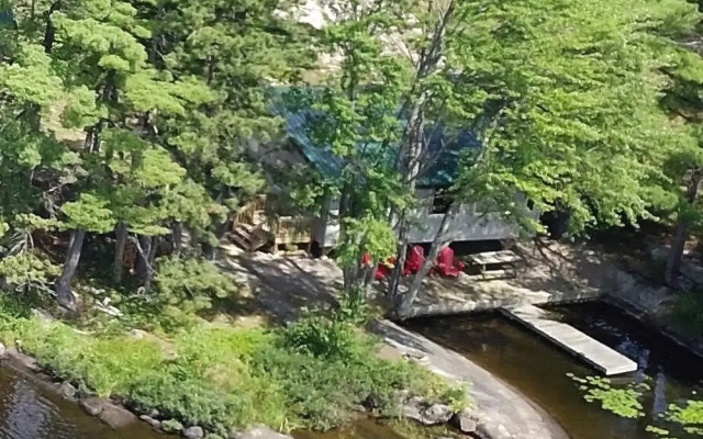 Lakair Lodge