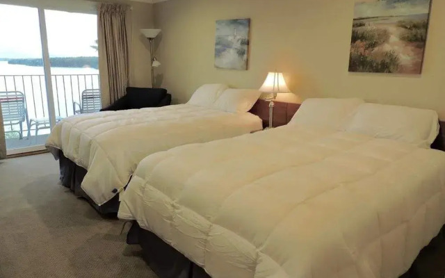 Belknap Point Inn